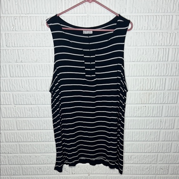 Maurices Black And White Stripe Relaxed Tank Top - Picture 1 of 4